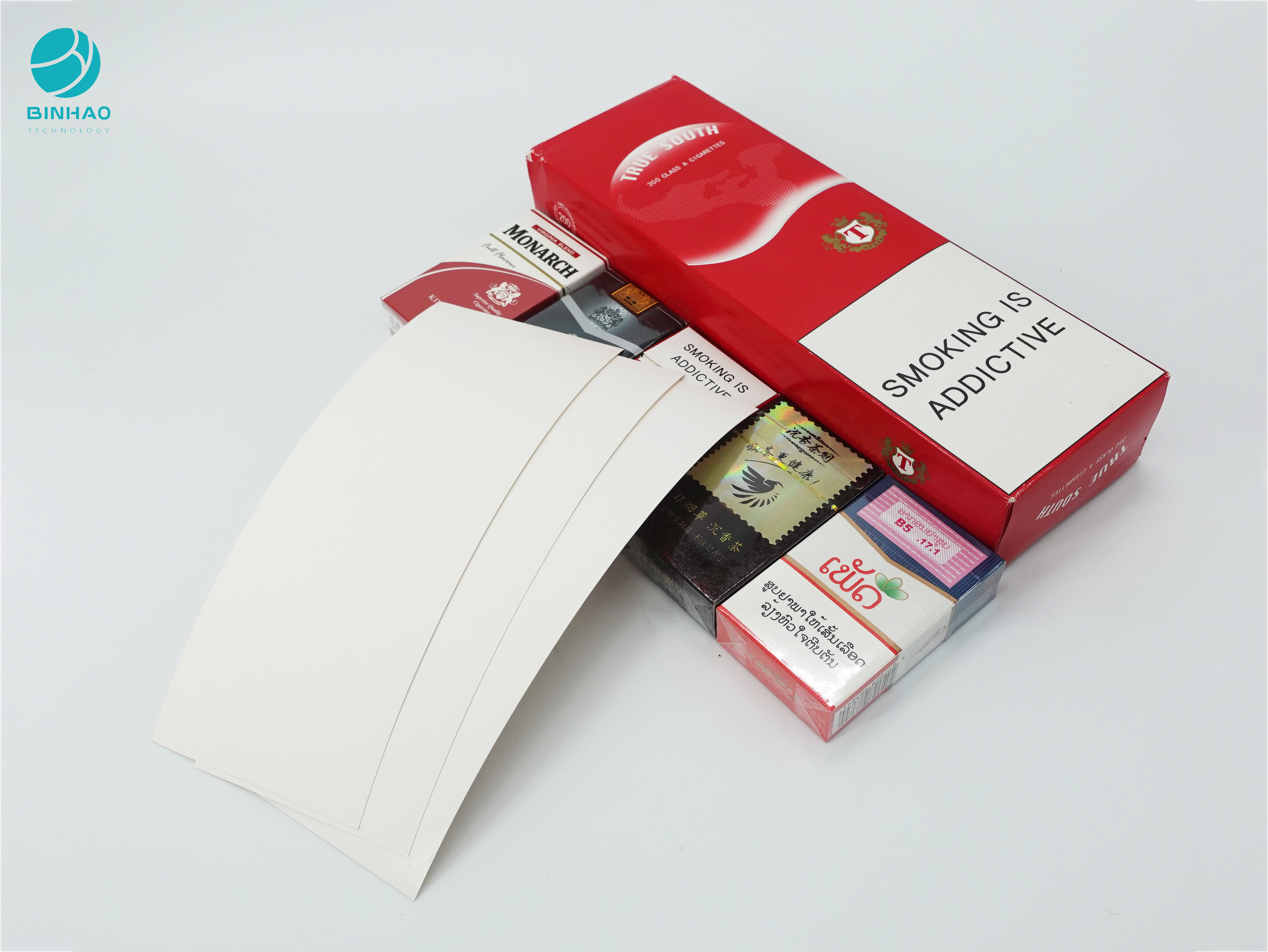 Casse del cartone del pacchetto della sigaretta con la timbratura calda di stampa su misura
